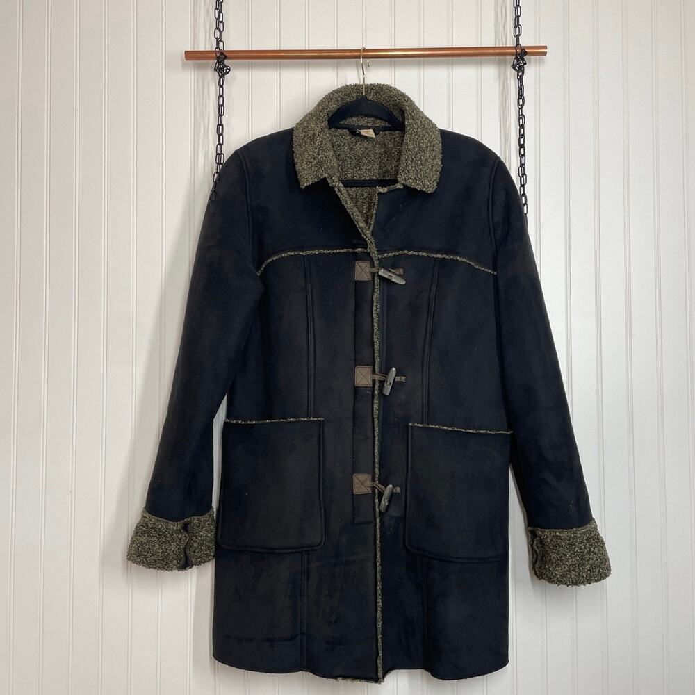 Vintage Woolrich Women’s Black Acrylic Toggle Coat Size M